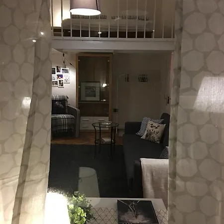 Olympia Apartments-atelier Apartment